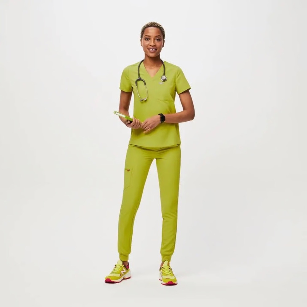 Women's Figs Limeade Scrub Set